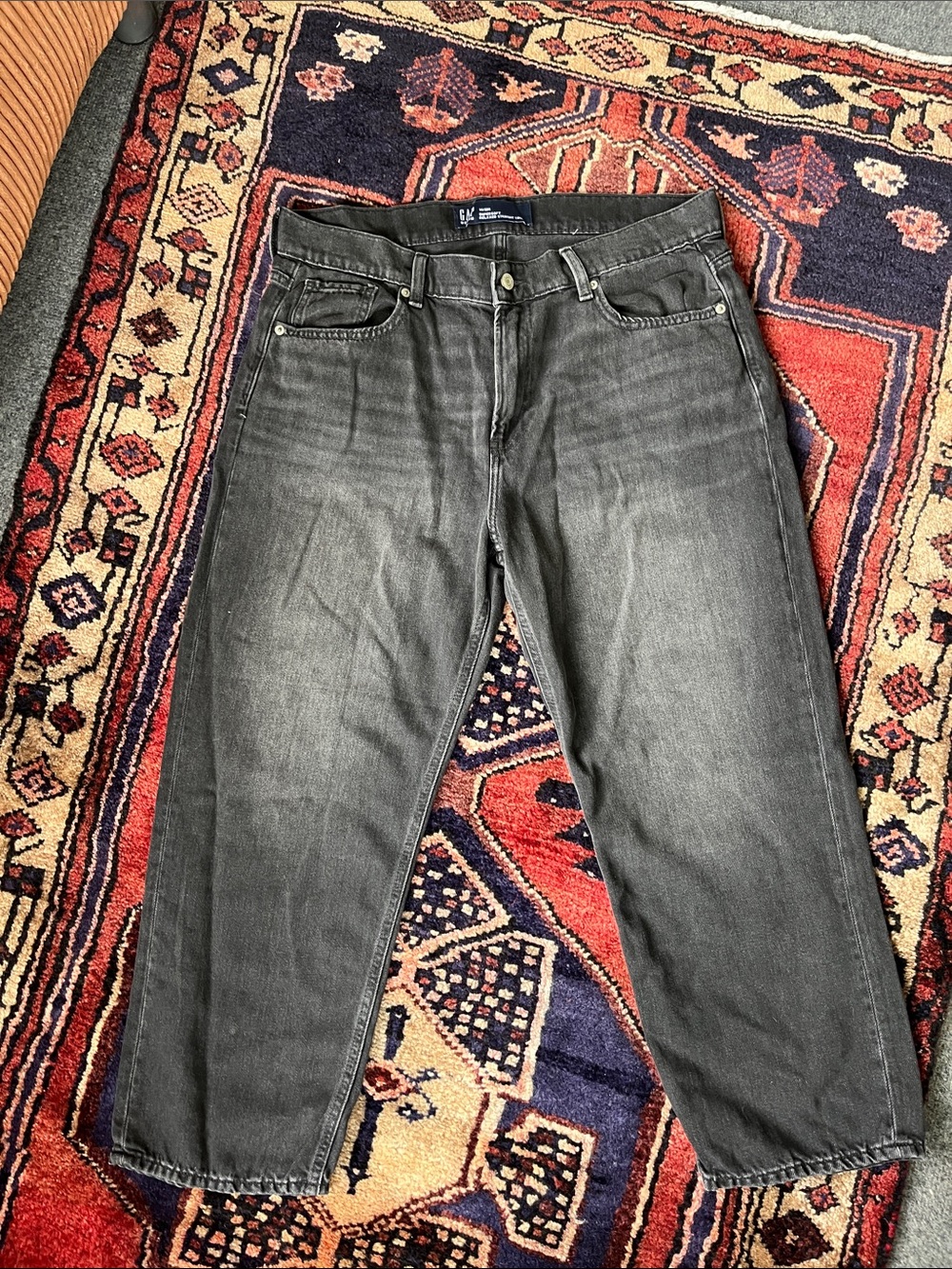 Gap supersoft relaxed straight crop black denim jeans